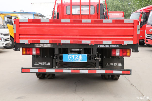 156马力还是自动挡 跃进这款轻卡才10万多