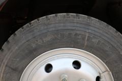 东风 凯普特K8 智悦版 195马力 4X2 6.2米排半栏板载货车(国六)(EQ1180S8CDE)