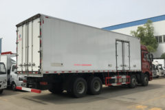 一汽解放 J6P 350马力 8X4 9.6米冷藏车(程力威牌)