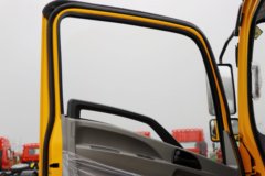 东风华神 D912 140马力 4X2 汽车起重机(徐工牌)(XZJ5123JQZ8)