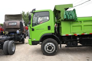 һ������ ��ž���7ϵ 150���� 4X2 4.06����ж��(CA3040K35L3E5)ͼƬ