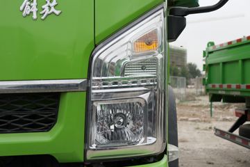 һ������ ��ž���7ϵ 150���� 4X2 4.06����ж��(CA3040K35L3E5)ͼƬ