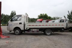 时风 风云 95马力 3.2米单排栏板小卡(SSF1042HDJ44-1)