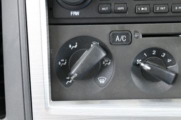 һ������ ��ž���7ϵ 150���� 4X2 4.06����ж��(CA3040K35L3E5)ͼƬ