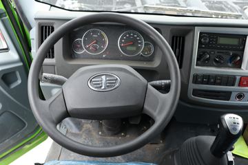 һ������ ��ž���7ϵ 150���� 4X2 4.06����ж��(CA3040K35L3E5)ͼƬ