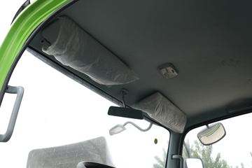 һ������ ��ž���7ϵ 150���� 4X2 4.06����ж��(CA3040K35L3E5)ͼƬ