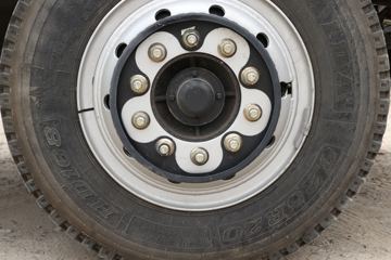 һ������ ��ž���7ϵ 150���� 4X2 4.06����ж��(CA3040K35L3E5)ͼƬ