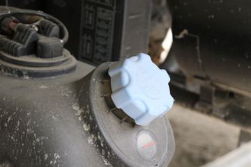 һ������ ��ž���7ϵ 150���� 4X2 4.06����ж��(CA3040K35L3E5)ͼƬ