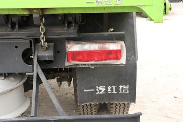 һ������ ��ž���7ϵ 150���� 4X2 4.06����ж��(CA3040K35L3E5)ͼƬ