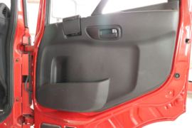 轩德X6&nbsp;载货车驾驶室                                               图片