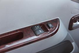 领骐&nbsp;载货车驾驶室                                               图片