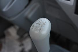 领骐&nbsp;载货车驾驶室                                               图片