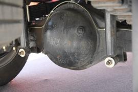 领骐&nbsp;载货车底盘                                                图片