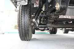 飞碟奥驰D1系列 95马力 4X2 3.9米排半厢式轻卡(FD5041XXYP12K4)