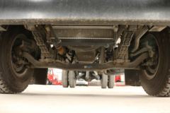 陕汽商用车 轩德X6中卡 轻量化版 160马力 4X2 6.75米仓栅式载货车(SX5181CCYGP51)