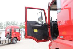 陕汽商用车 轩德X3 轻量化版 420马力 6X4牵引车(SX4250MP5334)