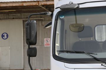 �����Ῠ ����K3000 ������ 130���� 4.18�׵�����ʽ�Ῠ(YTQ5040XXYKH331)ͼƬ