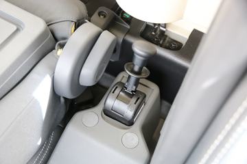 �����Ῠ ����K3000 ������ 130���� 4.18�׵�����ʽ�Ῠ(YTQ5040XXYKH331)ͼƬ