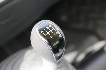 �����Ῠ ����K3000 ������ 130���� 4.18�׵�����ʽ�Ῠ(YTQ5040XXYKH331)ͼƬ