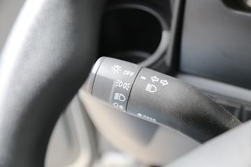 �����Ῠ ����K3000 ������ 130���� 4.18�׵�����ʽ�Ῠ(YTQ5040XXYKH331)ͼƬ