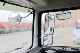 东风华神底盘&nbsp;垃圾运输车驾驶室图片