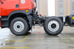 东风华神 T5 轻量化版 300马力 8X4 6米自卸车(EQ3318GFV4)