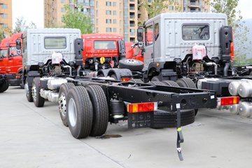 东风华神底盘&nbsp;液体运输车外观图片