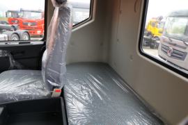 东风华神底盘&nbsp;液体运输车驾驶室图片