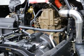 东风华神底盘&nbsp;液体运输车底盘图片