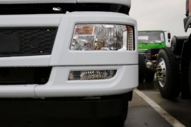 东风华神底盘&nbsp;洒水车/喷洒车外观图片