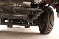 江淮 骏铃E3 88马力 3.7米单排栏板轻卡(HFC1040P93K1B4V)