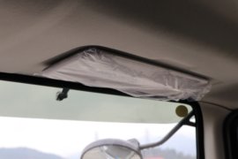 东风华神底盘&nbsp;洒水车/喷洒车驾驶室图片