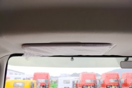 东风华神底盘&nbsp;洒水车/喷洒车驾驶室图片