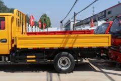 东风 多利卡D6-S 115马力 3.27米双排栏板轻卡(EQ1040D3BDF)