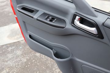 �����Ῠ ����K3000 130���� 4.18�׵��������Ῠ(����)(YTQ1041KH331)ͼƬ