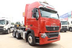 中国重汽 HOWO T7H重卡 440马力 6X4危化品牵引车(重汽16挡铝壳)(ZZ4257V324HE1W)