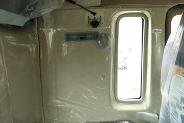 �й����� HOWO TX�ؿ� 440���� 6X4 LNGǣ����(����)(ZZ4257V384GF1LB)ͼƬ