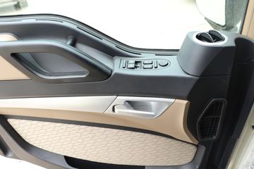 �й����� HOWO TX�ؿ� 440���� 6X4 LNGǣ����(����)(ZZ4257V384GF1LB)ͼƬ