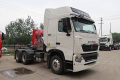 中国重汽 HOWO T7H重卡 440马力 6X4 LNG牵引车(国六)(ZZ4257V384HF1LB)