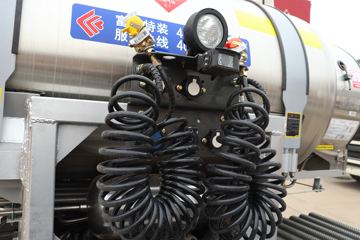 �й����� HOWO TX�ؿ� 440���� 6X4 LNGǣ����(����)(ZZ4257V384GF1LB)ͼƬ