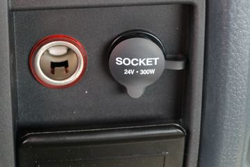 �й����� HOWO T7H�ؿ� 460���� 6X4ǣ����(16��)(ZZ4257W324HE1B)ͼƬ