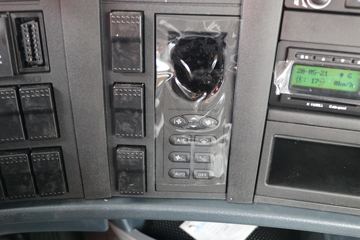 �й����� HOWO T7H�ؿ� 460���� 6X4ǣ����(16��)(ZZ4257W324HE1B)ͼƬ