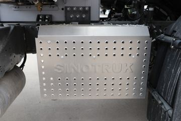 �й����� HOWO T7H�ؿ� 440���� 6X4 LNGǣ����(����)(ZZ4257V384HF1LB)ͼƬ