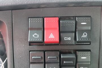 �й����� HOWO T7H�ؿ� 460���� 6X4ǣ����(16��)(ZZ4257W324HE1B)ͼƬ