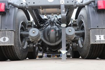 �й����� HOWO T7H�ؿ� 440���� 6X4 LNGǣ����(����)(ZZ4257V384HF1LB)ͼƬ