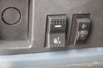 �й����� HOWO T7H�ؿ� 460���� 6X4ǣ����(16��)(ZZ4257W324HE1B)ͼƬ