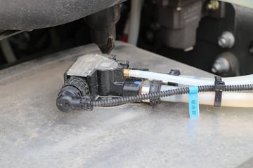 �й����� HOWO T7H�ؿ� 460���� 6X4ǣ����(16��)(ZZ4257W324HE1B)ͼƬ