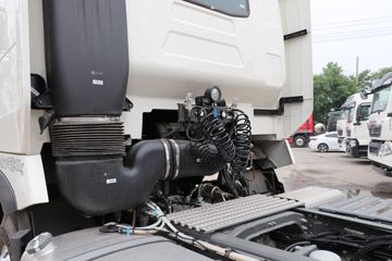 �й����� HOWO T7H�ؿ� 460���� 6X4ǣ����(16��)(ZZ4257W324HE1B)ͼƬ