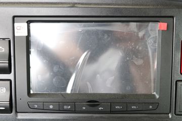 �й����� HOWO TX 290���� 4X2 9.52��LNG��ʽ�ػ���(����)(ZZ5187XXYN711GF1L)ͼƬ