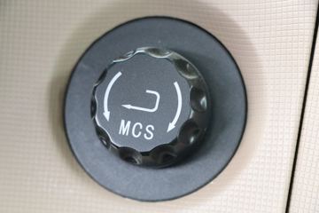 �й����� HOWO TX 290���� 4X2 9.52��LNG��ʽ�ػ���(����)(ZZ5187XXYN711GF1L)ͼƬ